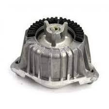 A2122404117 – MERCEDES ÖN MOTOR KULAĞI (W212)